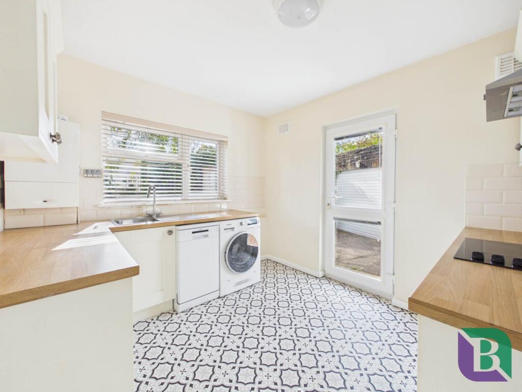 House in Milton Keynes, Bletchley and Fenny Stratford - View 3