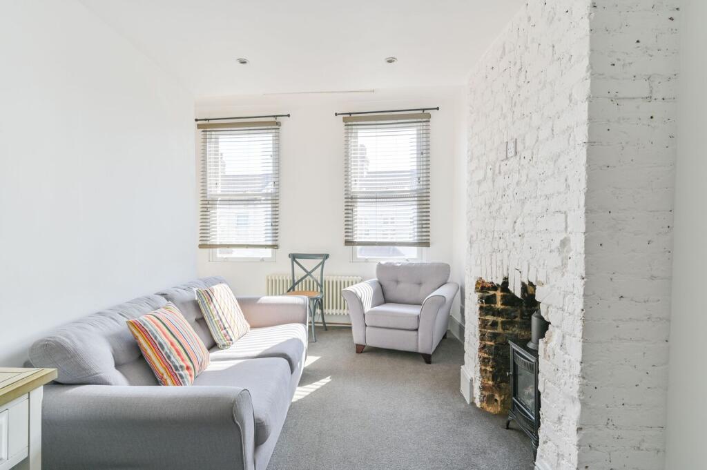 Apartment in London - View 3