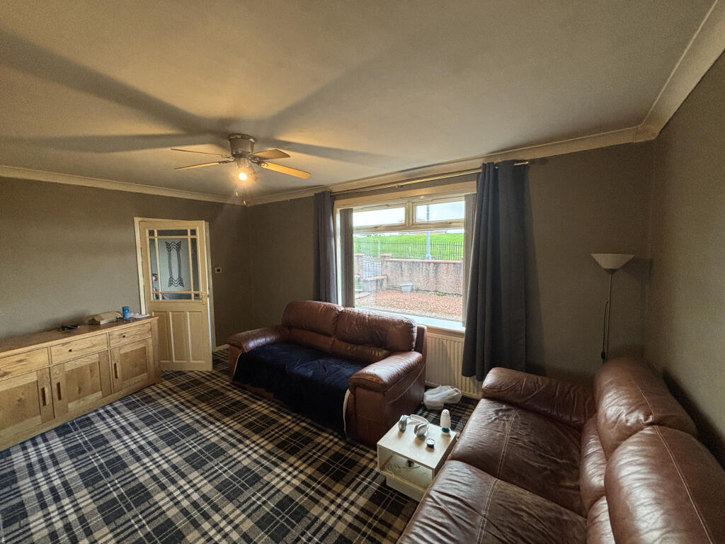 House in Motherwell, North Lanarkshire - View 3