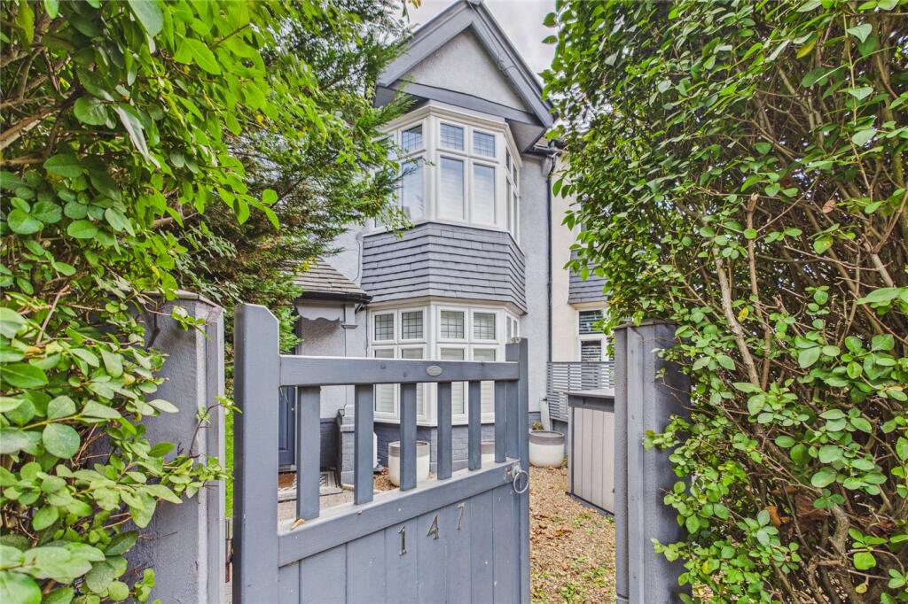 5-bed terraced on Green Lane, London, SW16, £750,000