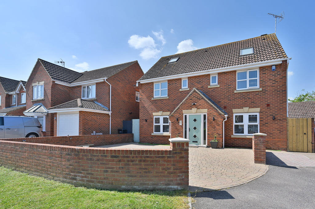 Cornflower Way, Hatfield