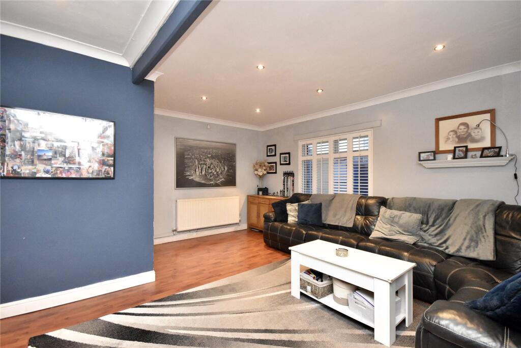 Welland Road, Shaw, Oldham, Greater Manchester, OL2 photo 3