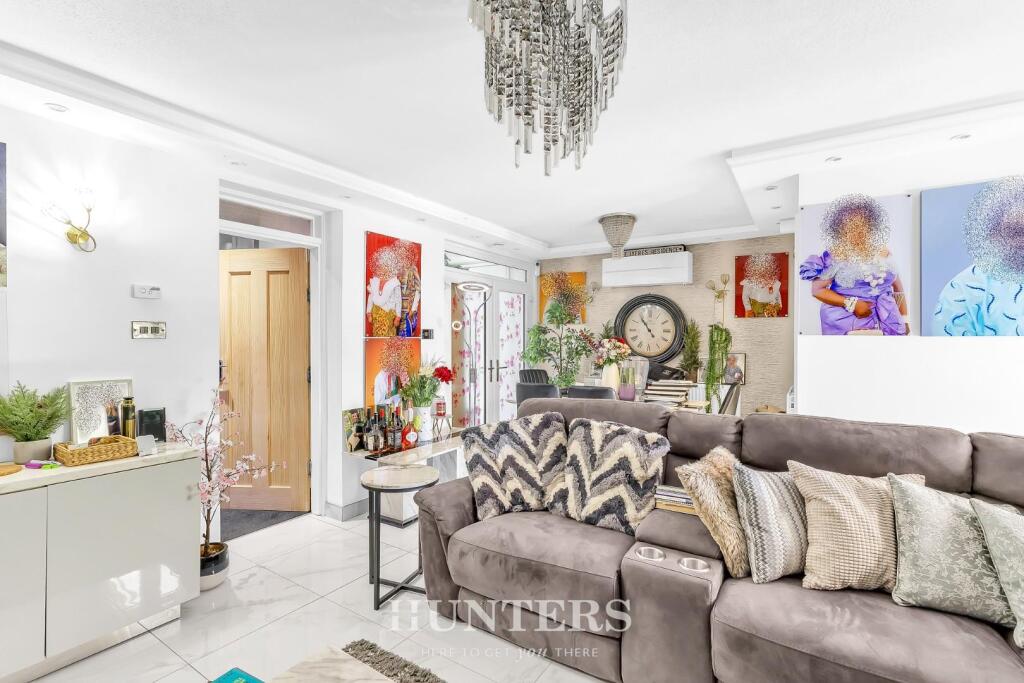 House in Rochdale, Greater Manchester - More