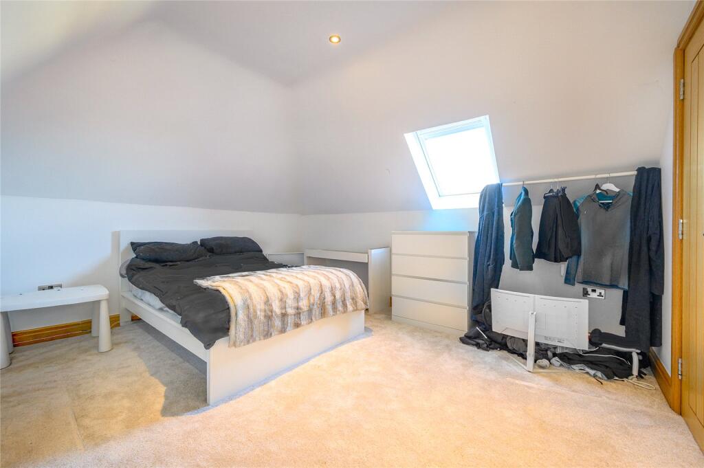 Additional image 14 of Broadway House, Wakefield Road, Drighlington, Bradford, West Yorkshire