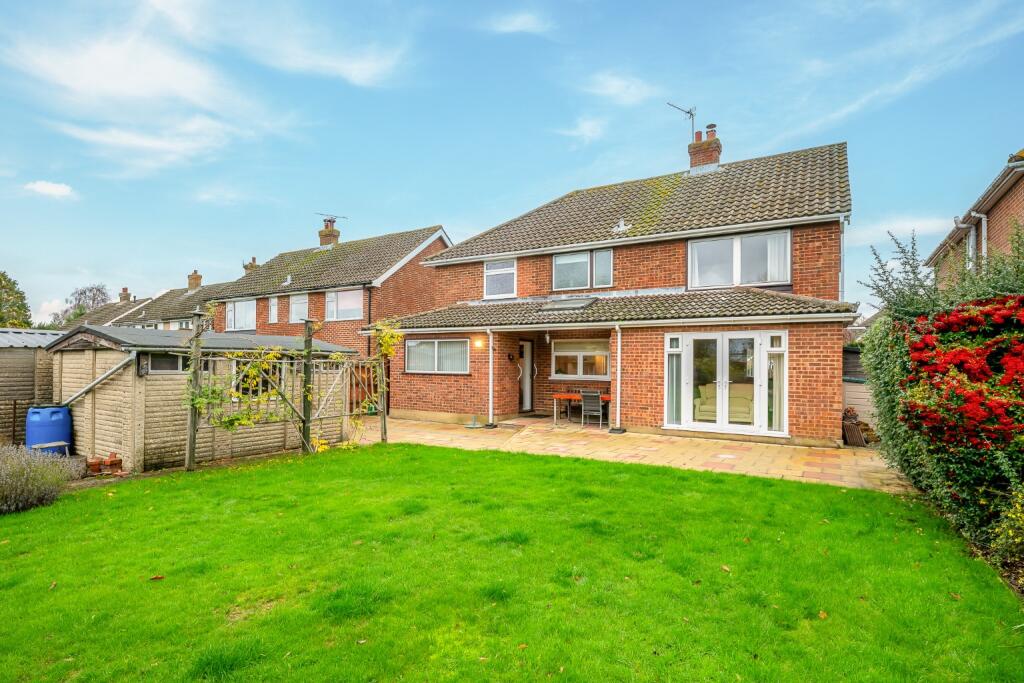 House in Swanley, Crockenhill - View 4