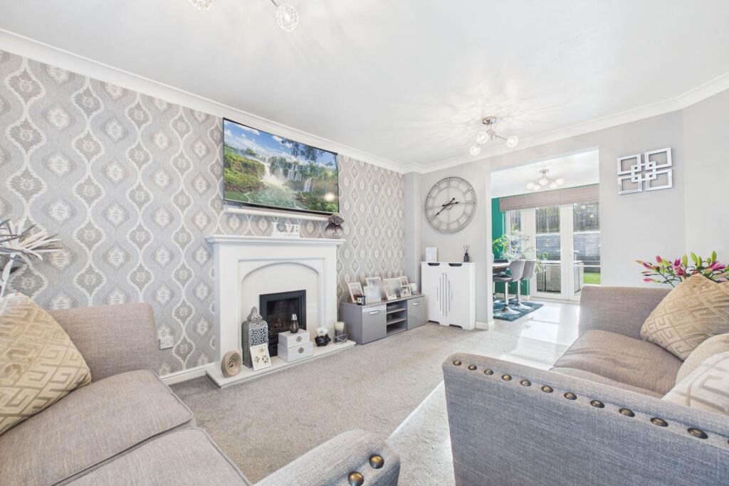 House in Glasgow, South Lanarkshire - View 2