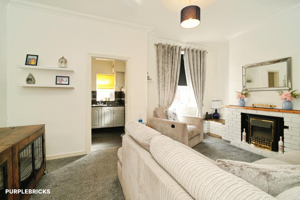 House in Salford, Greater Manchester - View 4
