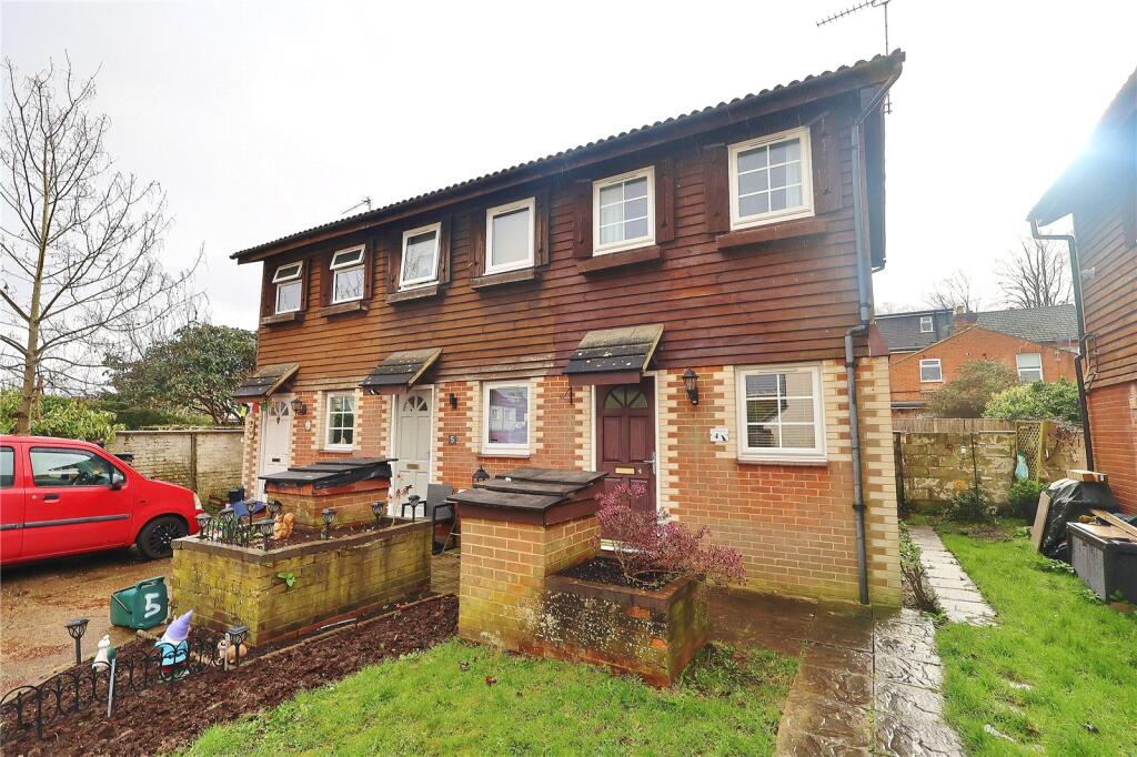 Main image of property: Kings Road, Woking, Surrey, GU21