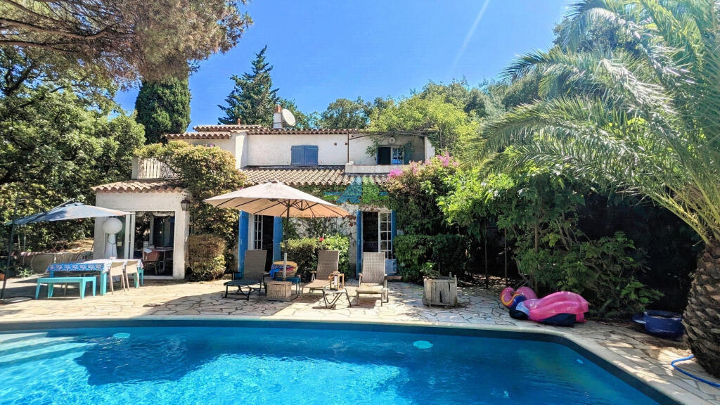 Main image of property: Provence-Alps-Cote d`Azur, Var, Les Issambres