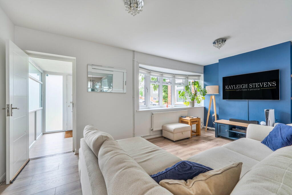 House in Gillingham, Medway - View 4