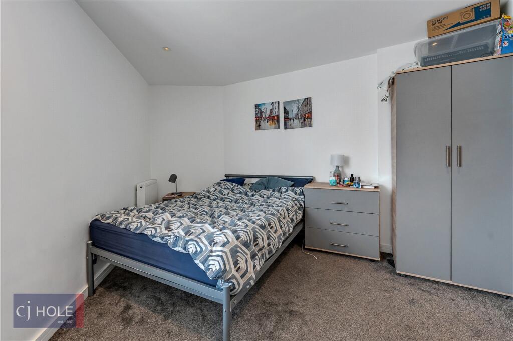 6 bedroom apartment for rent