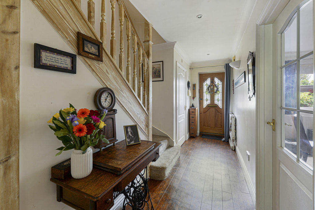 House in Tunbridge Wells, Pembury - View 2