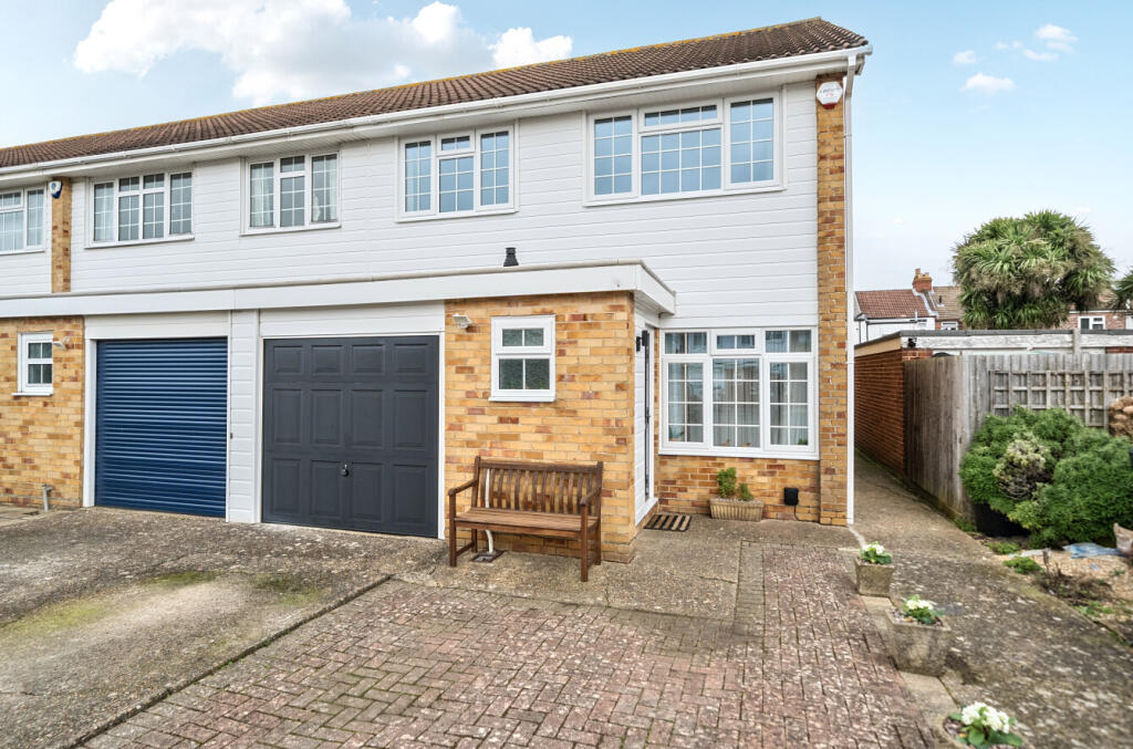 Main image of property: Fairthorne Gardens, Gosport, Hampshire, PO12