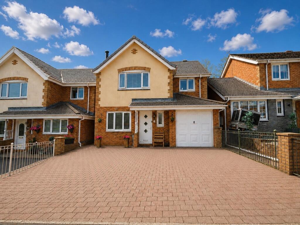 Main image of property: Cae Celyn, Crumlin, NP11