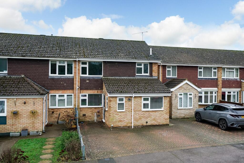 Main image of property: Long Meadow, Markyate, AL3