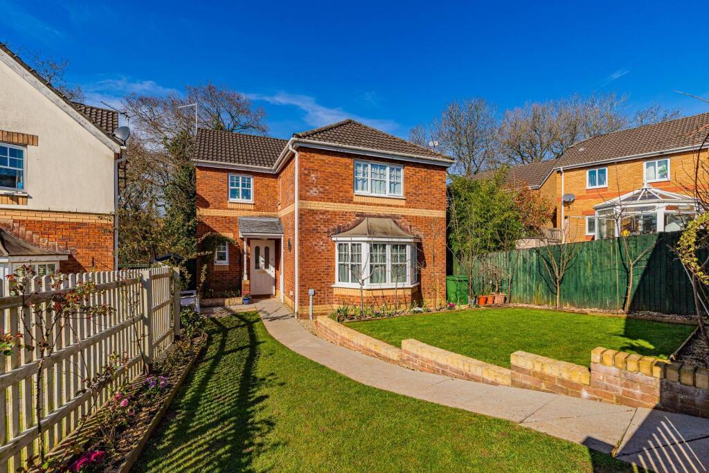 Main image of property: Clos Y Hebog, Thornhill, Cardiff