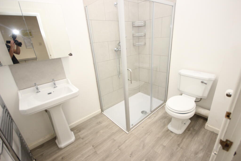 Apartment in Liverpool - View 3