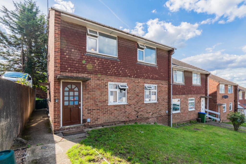 Main image of property: Bletchington Court, Lower Park Road, Belvedere, Kent, DA17