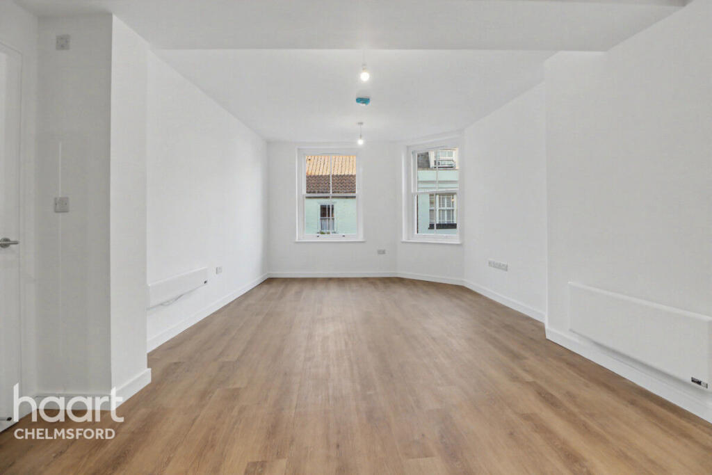 2-bed flat on duke Street, Chelmsford, £400,000