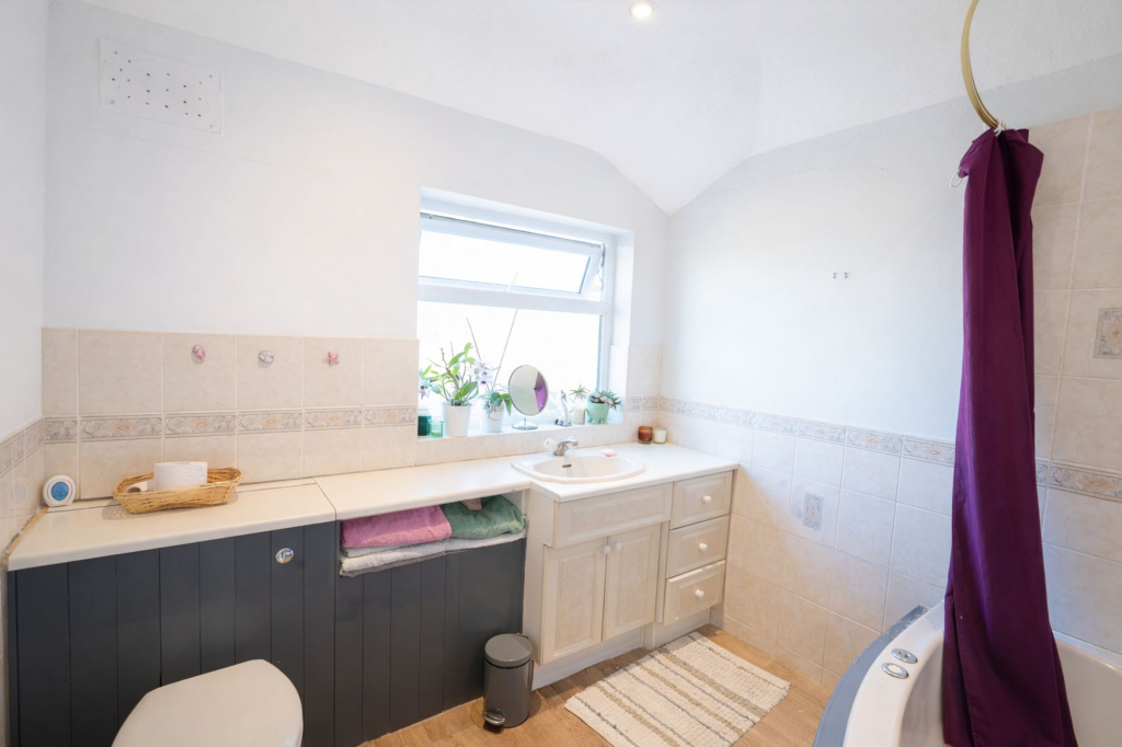 Additional image 11 of Fabian Crescent, Shirley, B90