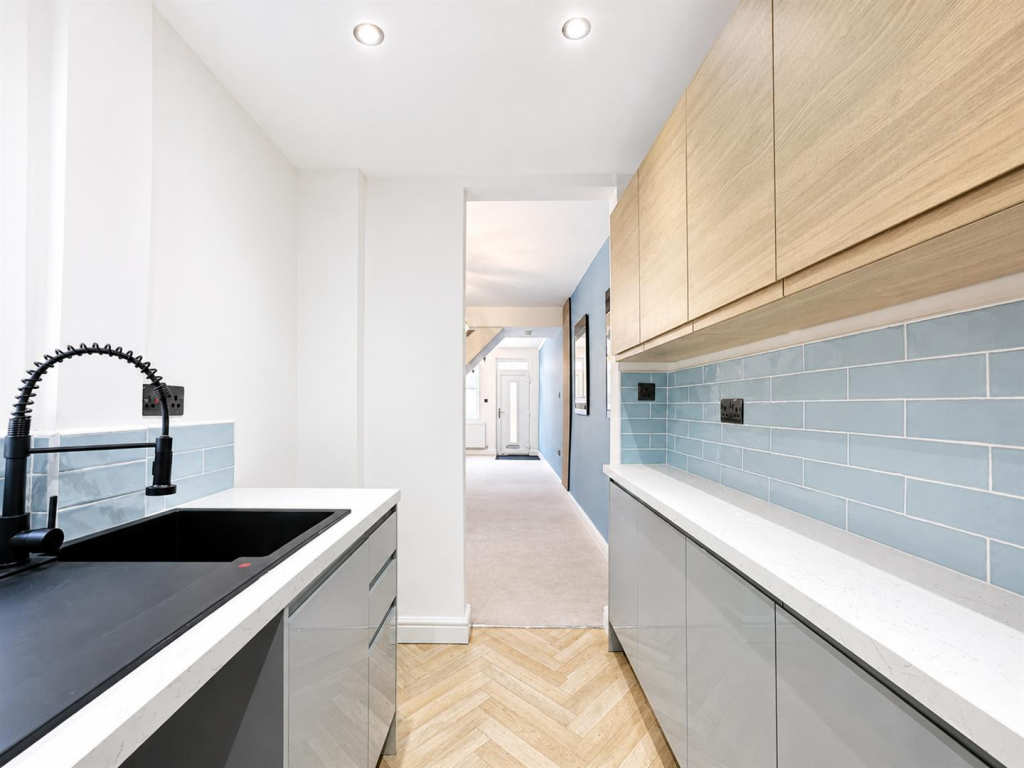 House in Leicester - View 4