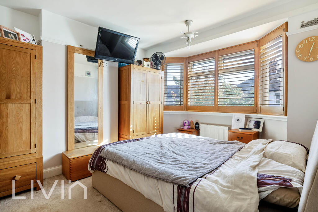House in London, Thornton Heath - More