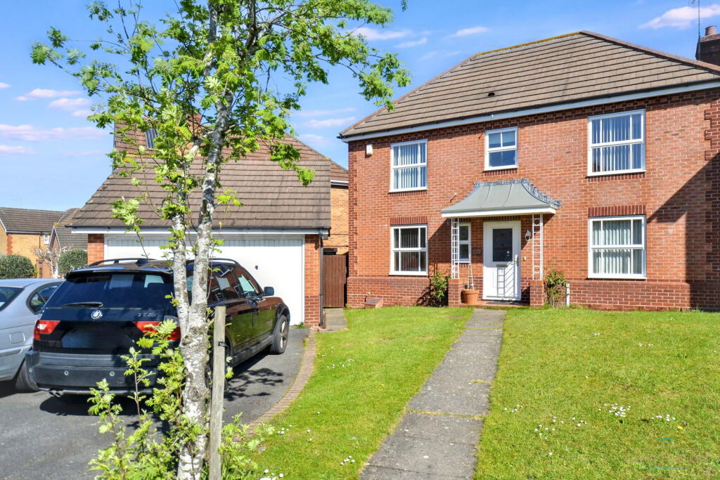 Main image of property: Endrick Lodge, Solent Place, Evesham, WR11 3FB