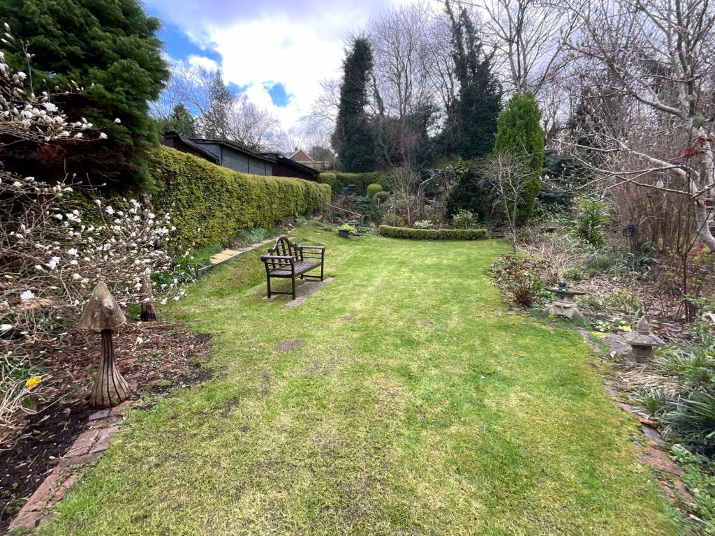 Additional image 10 of CRADLEY HEATH, Surfeit Hill Road