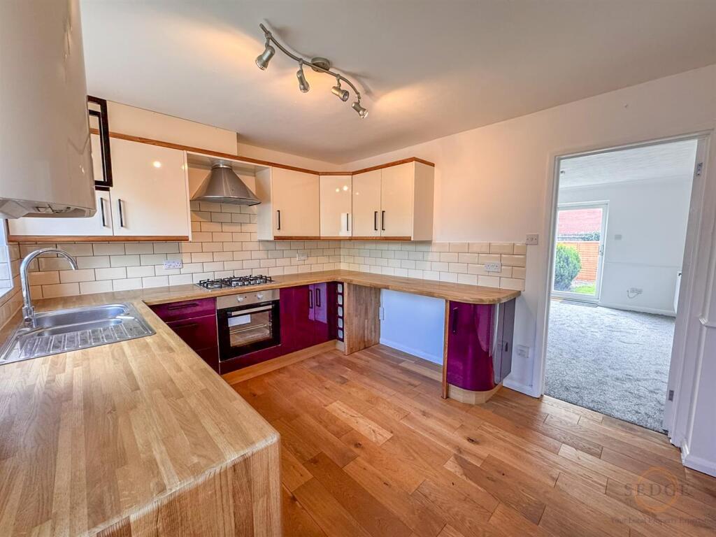 House in Peterborough - View 4