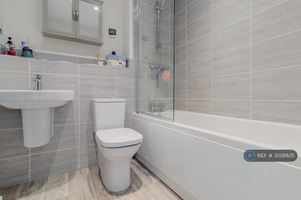 House in Hinckley and Bosworth, Desford - View 3