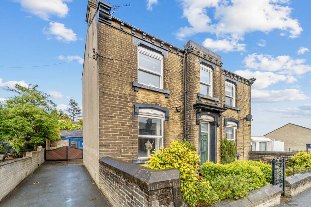 Cleckheaton Road, Oakenshaw