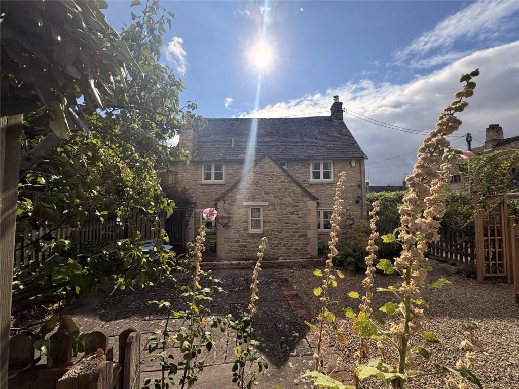 Main image of property: Burford, Oxfordshire