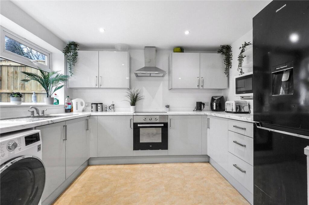 House in Middlesbrough, Marton - View 4