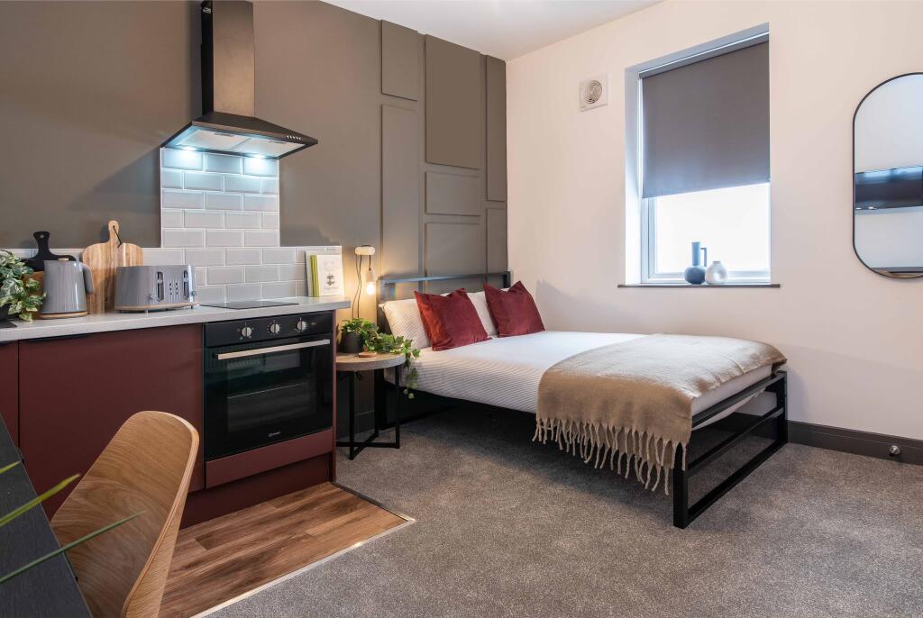 Main image of property: MODERN STUDIO WITH PRIVATE KITCHENETTE & EN-SUITE , CITY CENTRE