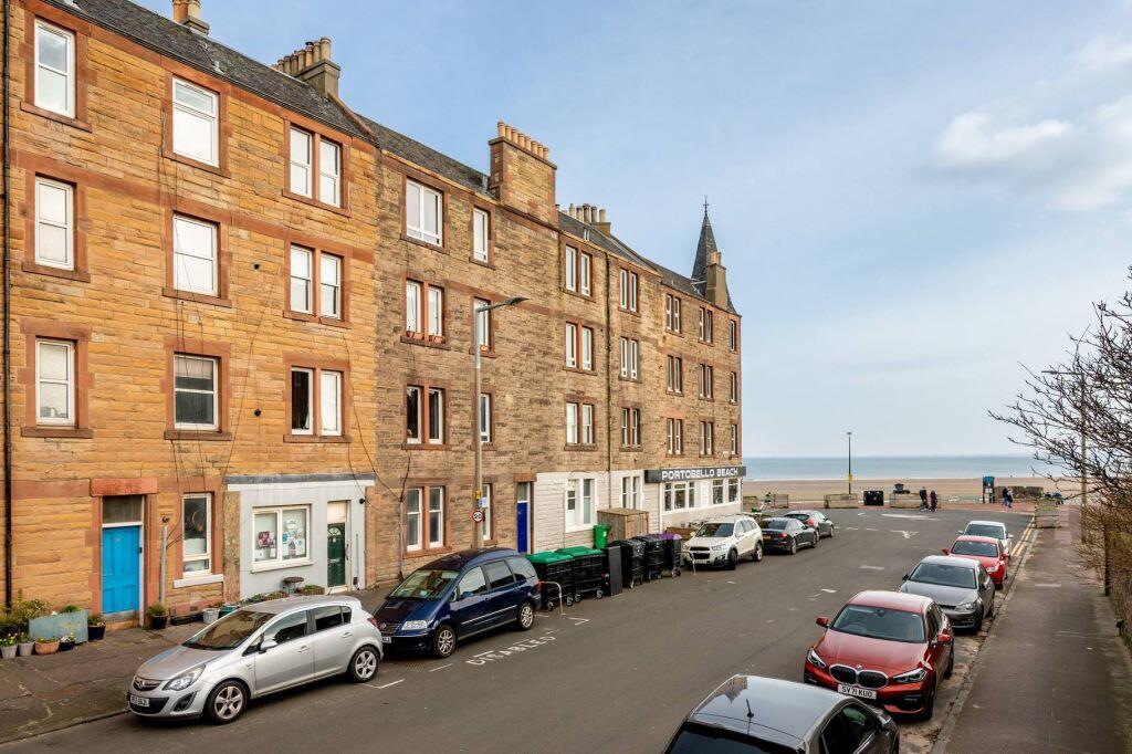 Main image of property: 50 (3F3) Kings Road, Portobello,Edinburgh, EH15 1DX