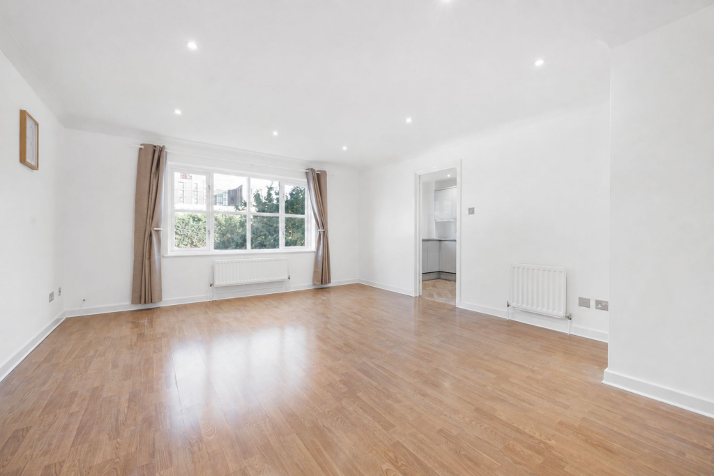 Apartment in London - View 2