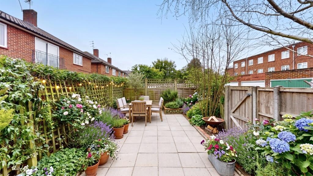Main image of property: Stanmore Gardens, TW9