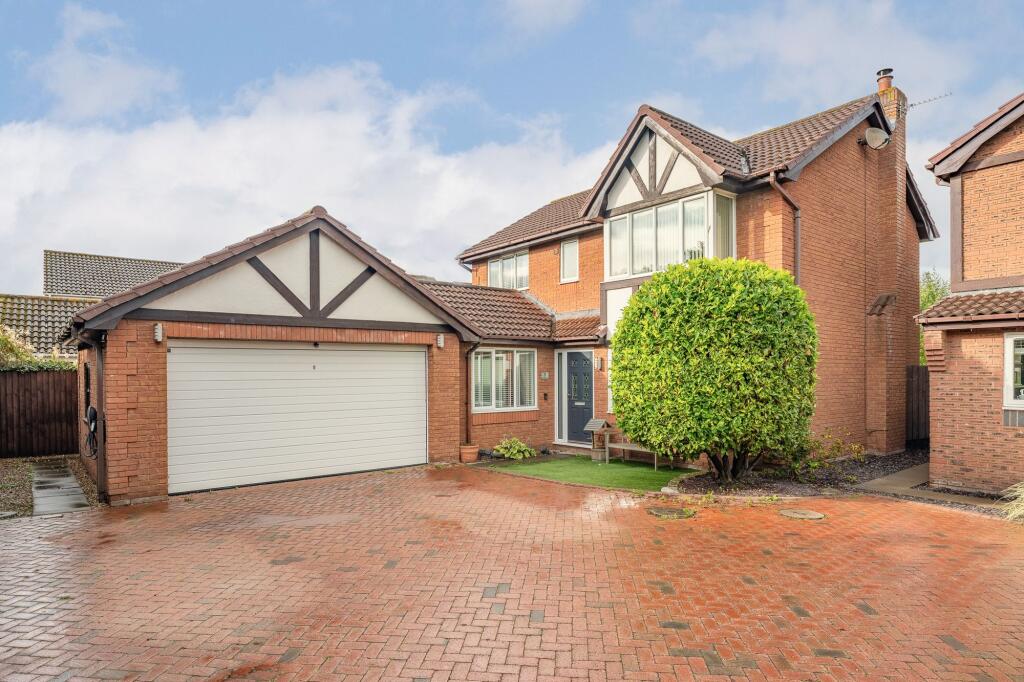 Main image of property: Ffordd Parc Castell, Bodelwyddan, LL18