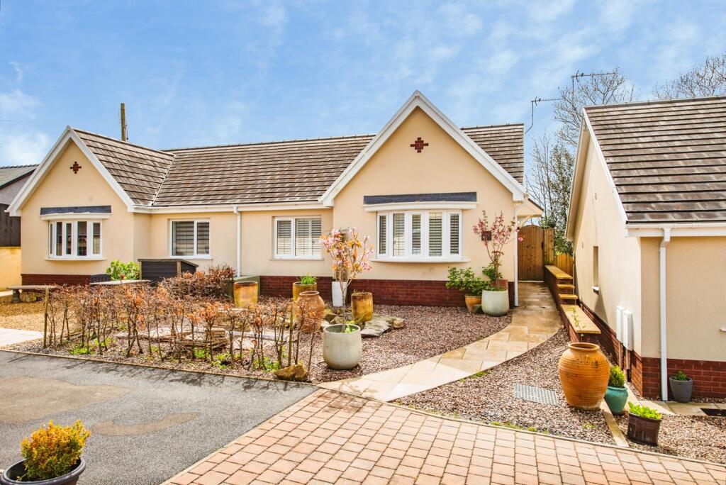 Main image of property: Maes Y Nant, Llangunnor, Carmarthen, Carmarthenshire, SA31
