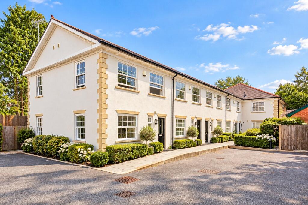 House in Slough - View 2