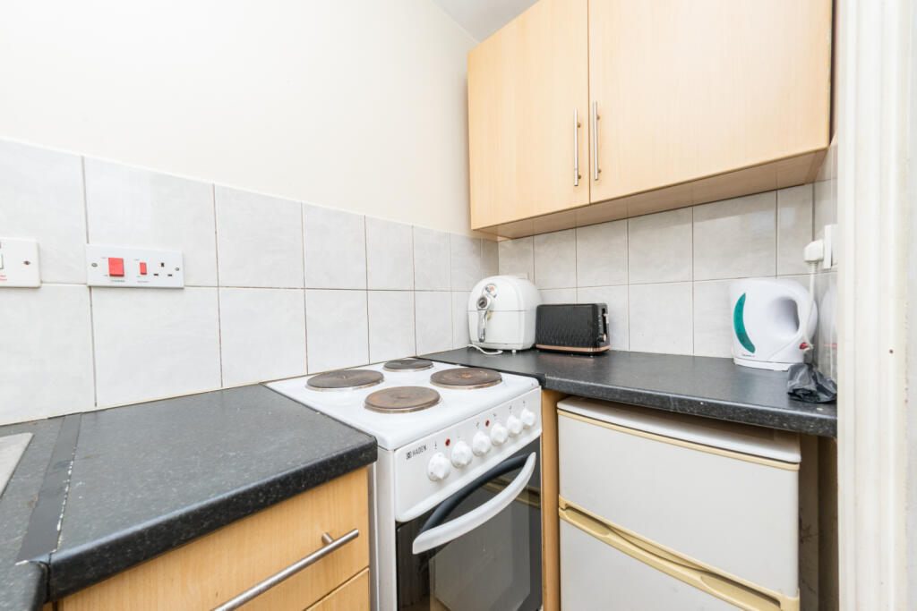 Apartment in Leeds, Hyde Park - View 4