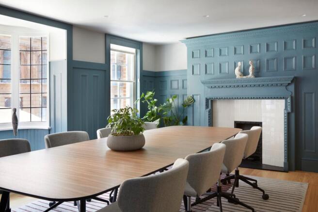 12 Hans Rd  meeting room.JPG