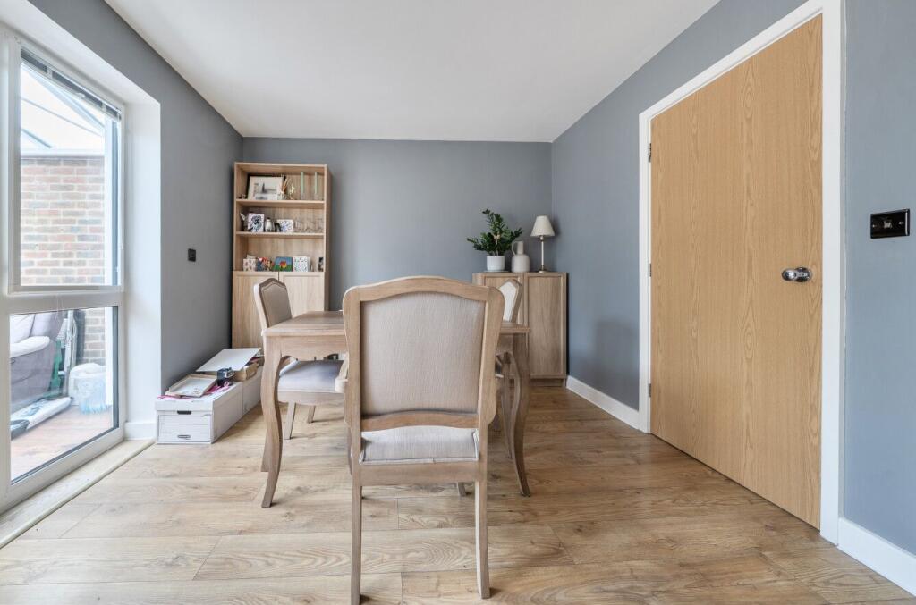 House in Chelmsford - View 3