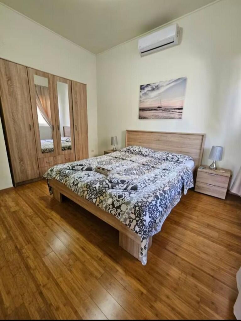 Main image of property: Kotor