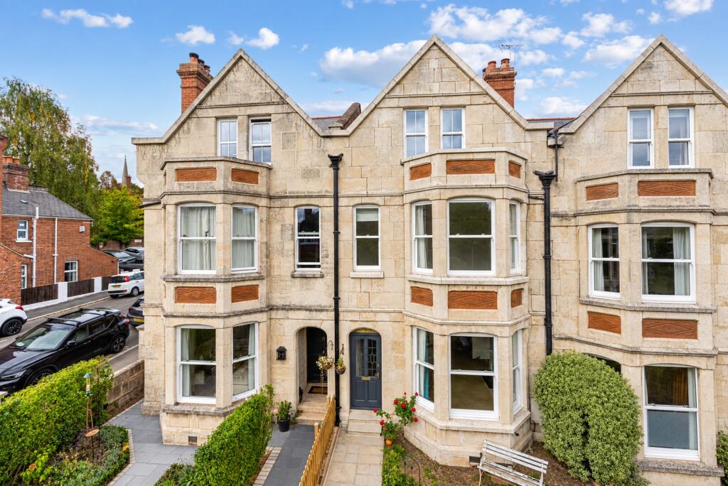 Main image of property: Barnfield Road, Exeter, Devon, EX1