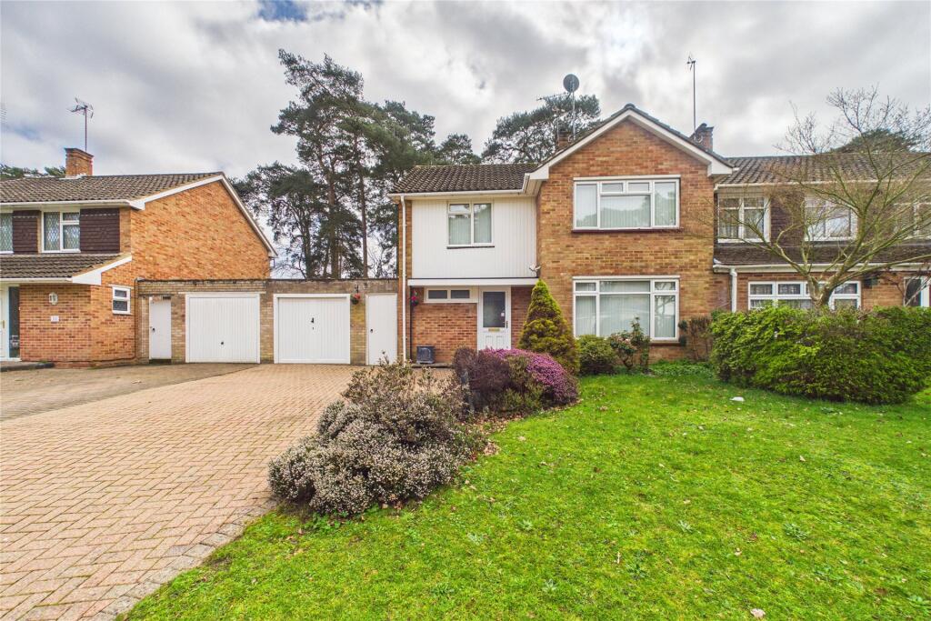 Main image of property: Nightingale Crescent, Bracknell, Berkshire, RG12