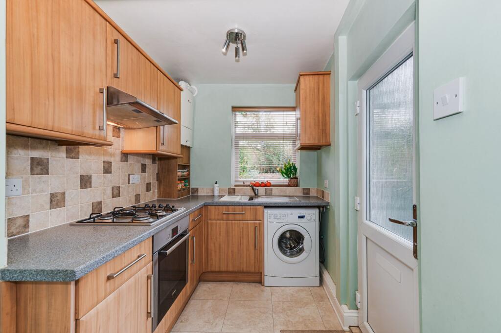 House in Sheffield, Meersbrook Bank, Meersbrook - View 5