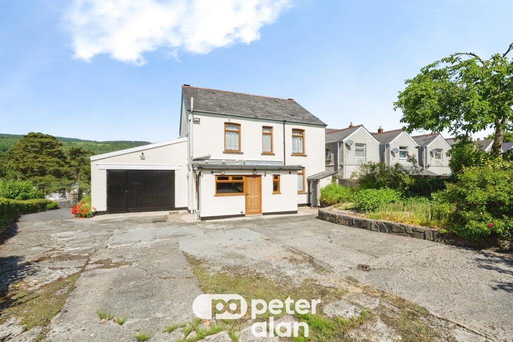 House in Crynant, Neath Port Talbot - View 4