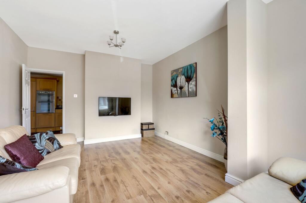 House in Ashfield, Hucknall - View 5
