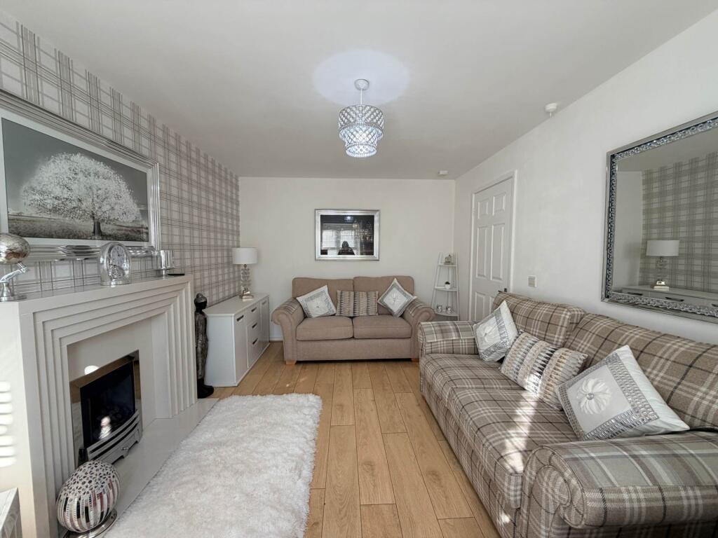Austin Close, Westvale photo 3